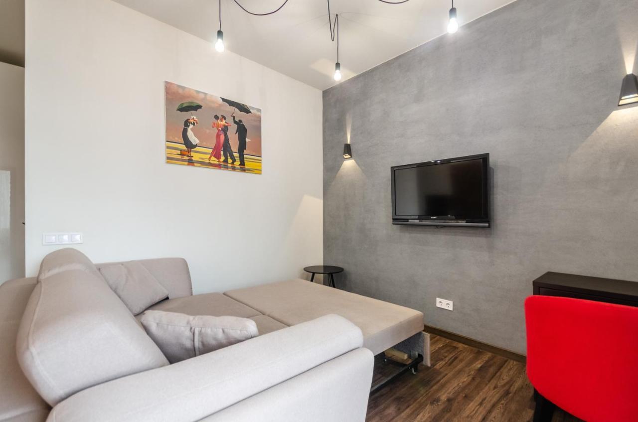 Petrovdom Apartaments 8-188 In Rc Central Park, 7 John Mccain Street Kyiv Exterior photo