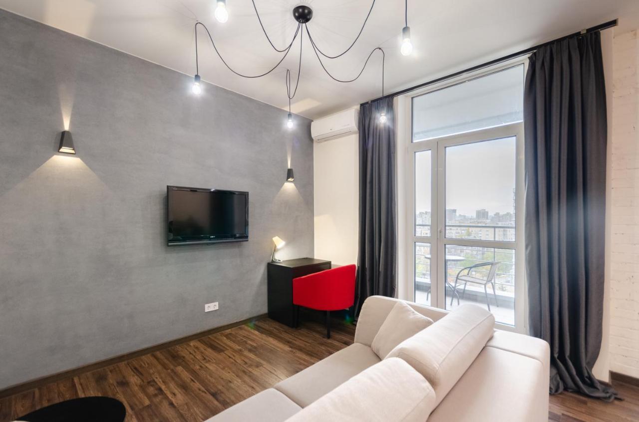 Petrovdom Apartaments 8-188 In Rc Central Park, 7 John Mccain Street Kyiv Exterior photo
